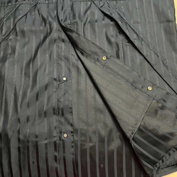 NWT - Adidas Men's RIFTA City Oversized Shirt - Size M, XL - Picture 10 of 15